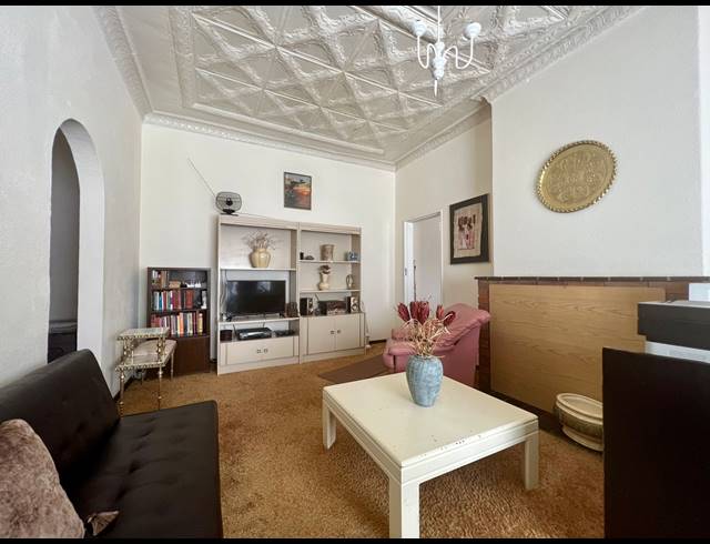 4 BEDROOM SEMI DETACHED FOR SALE IN ROSETTENVILLE